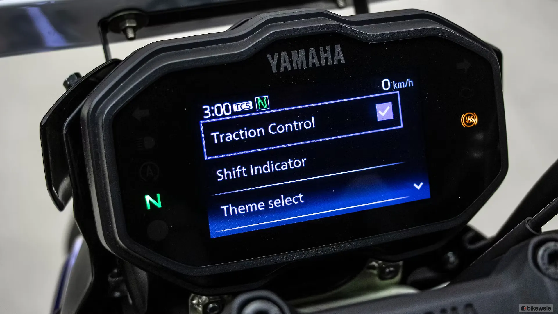 Yamaha FZ S traction control